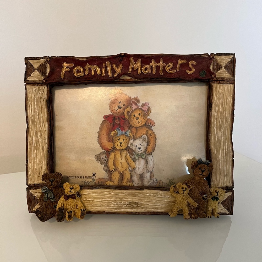 Family Matters Bear Picture Frame ~Boyd’s Bears